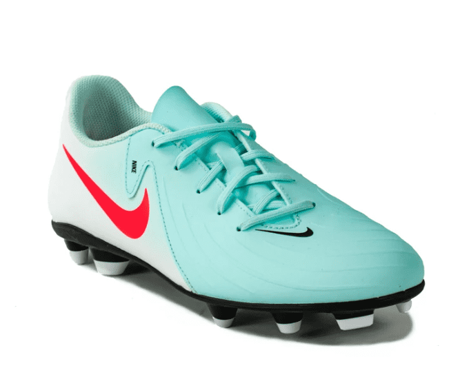Nike focicipő