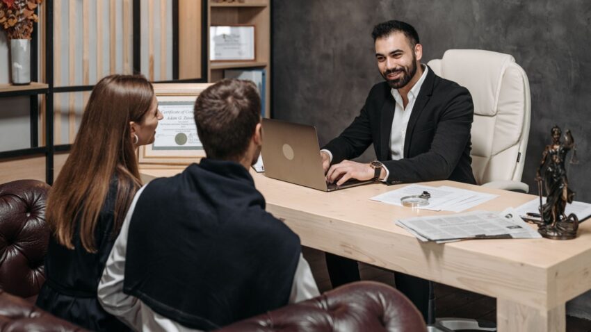 Ingatlan ügyvéd az Újváry Zsolt Ügyvédi Irodától